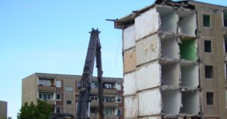 Демонтаж 5 этажного дома Качканар, цена от 3611 руб.