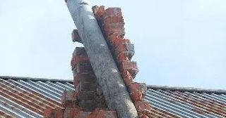 Демонтаж дымохода в частном доме по выгодной цене от 560 рублей | Сварной-Кчк