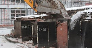 Снос гаража и вывоз мусора в Качканаре - Быстро и качественно от Сварной-Кчк от 2035 рублей