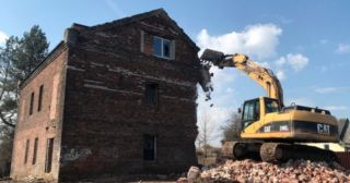 Демонтаж кирпичного дома Качканар, цена от 2899 руб.