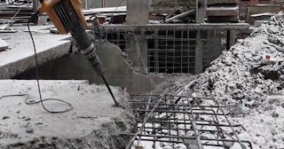 Демонтаж монолитного перекрытия в Качканаре - Профессиональная разборка от 814 руб.