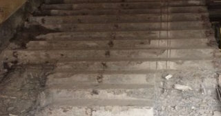 Демонтаж ступеней в Качканаре: гранитные, деревянные, ЖБ - расценка в смете от 306 руб.