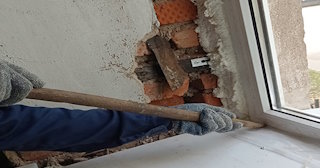 Демонтаж оконных откосов по выгодной цене от 509 руб. в Качканаре - Сварной-Кчк